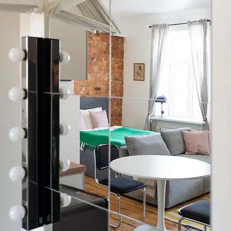 Appartement Designer In Trendy Area