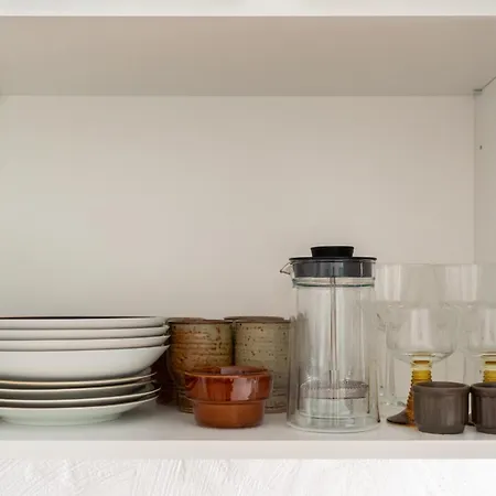 Appartement Designer In Trendy Area *